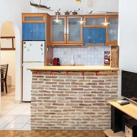 Apartment Art House In *
