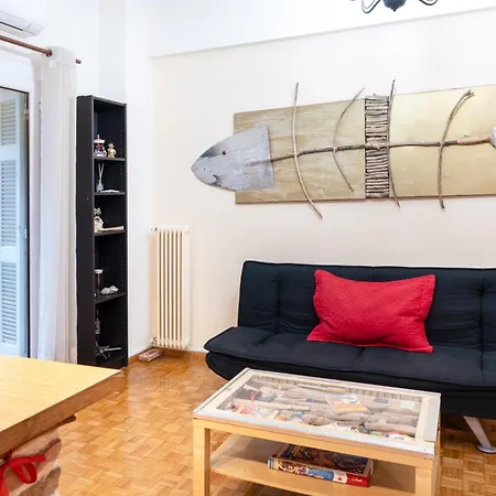 Art House In Apartment Athens